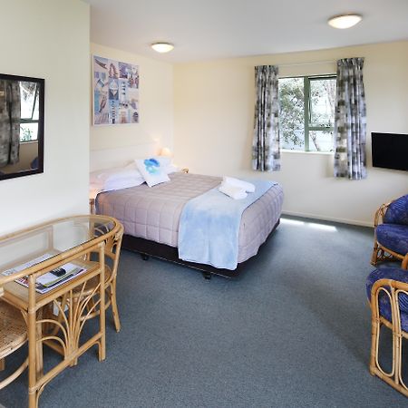 Waiheke Island Motel Ostend Екстериор снимка