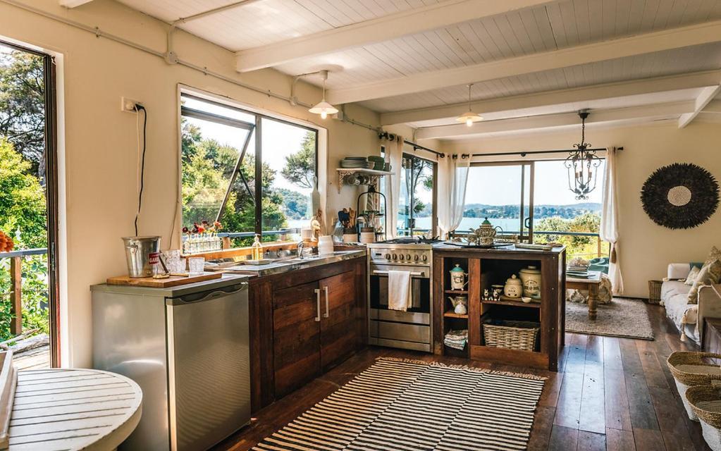 Waiheke Island Motel Ostend Екстериор снимка